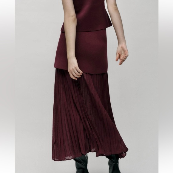 Zara NWT burgundy drop waist double layered underlay mixed pleated knit skirt - Picture 9 of 15
